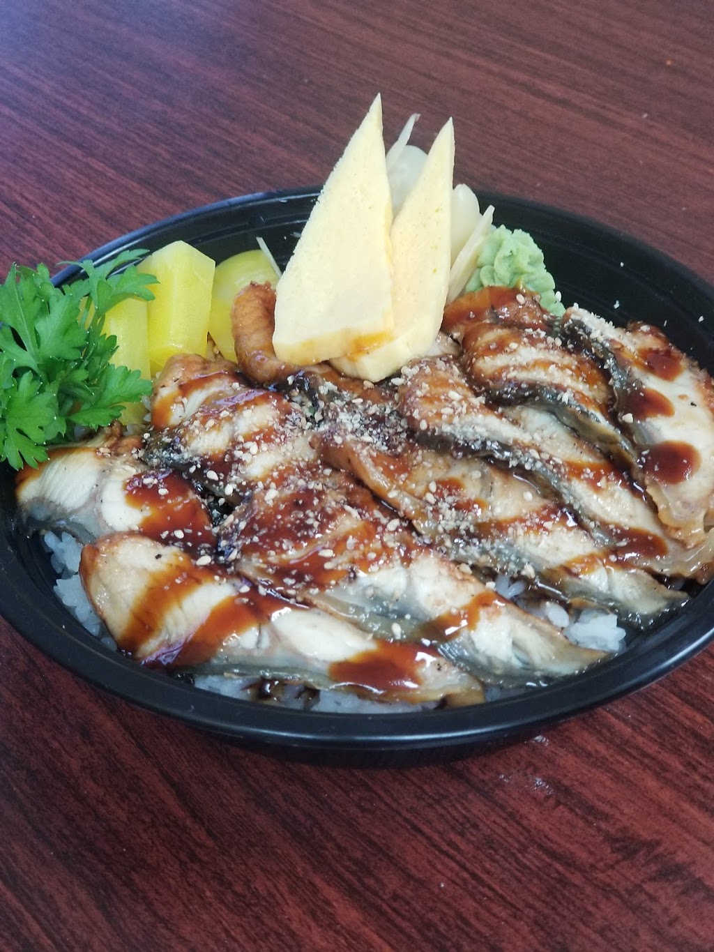 P&K Sushi Restaurant | 301 Fruitland Rd, Stoney Creek, ON L8E 5M1, Canada | Phone: (905) 643-1122