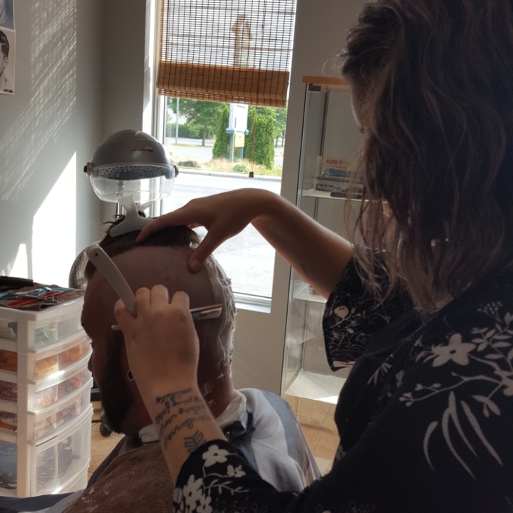 Xtreme Coiffure Visitation | 25 Rue Turenne, Saint-Charles-Borromée, QC J6E 7P4, Canada | Phone: (450) 756-0548