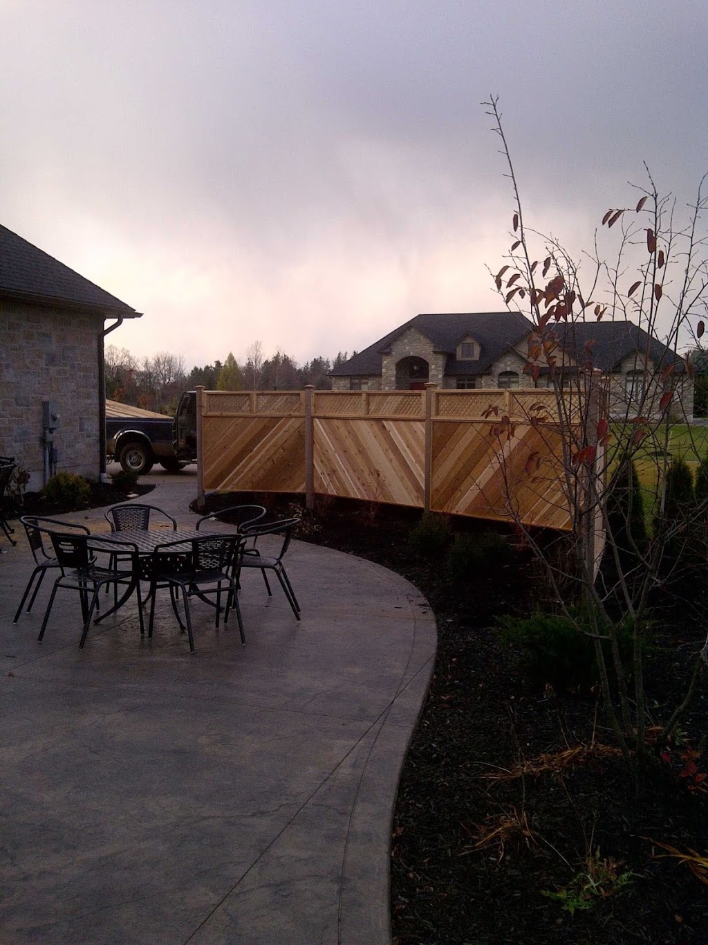 Frontier Fencing and Decks Inc | 327 McLean School Rd, Saint George, ON N0E 1N0, Canada | Phone: (519) 448-3946