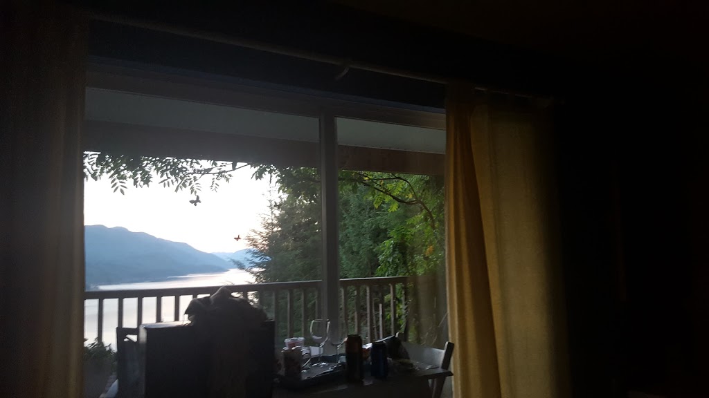 Sechelt Inlet Bed And Breakfast | 5870 Skookumchuk Rd, Sechelt, BC V0N 3A4, Canada | Phone: (604) 740-0776