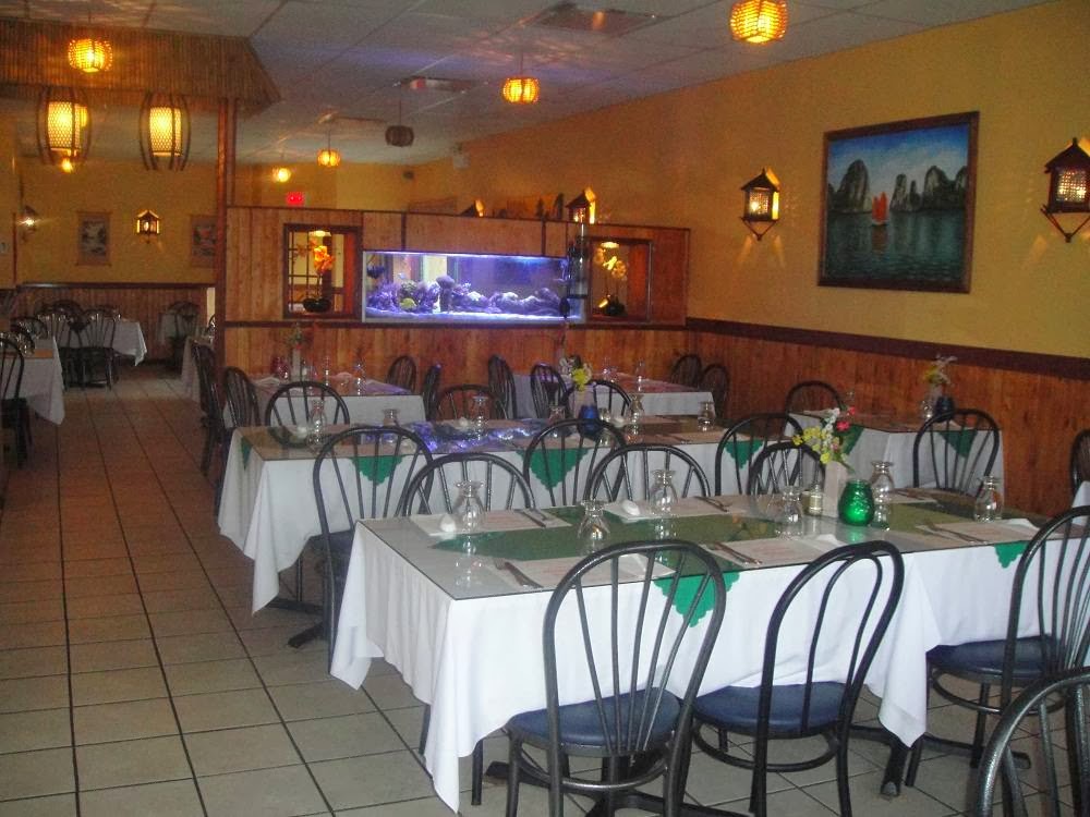 Restaurant Son Lam | 3044 Route Lagueux, Saint-Étienne-de-Lauzon, QC G6J 1K2, Canada | Phone: (418) 831-6668