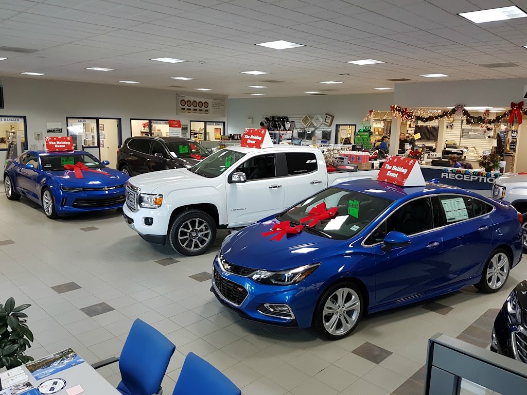 Edwards Garage | 4403 42 Ave, Rocky Mountain House, AB T4T 1A6, Canada | Phone: (403) 845-3328