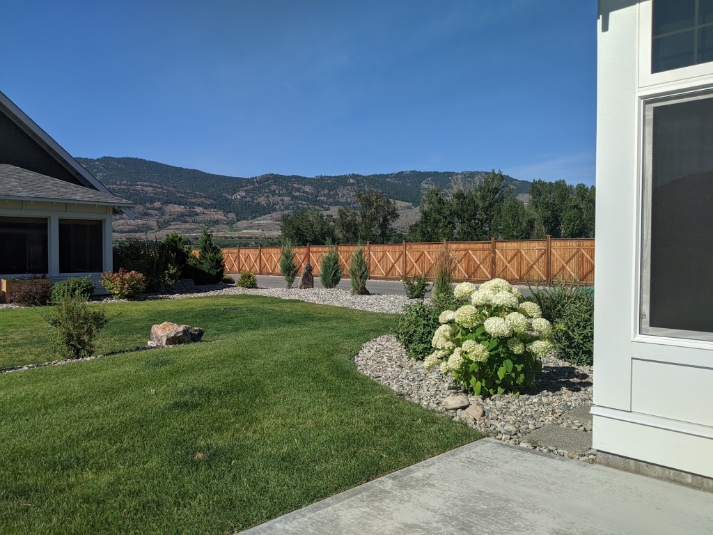 Osoyoos Cottages (The Cottages on Osoyoos Lake) | 2450 Radio Tower Rd, Oliver, BC V0H 1T0, Canada | Phone: (855) 742-5555