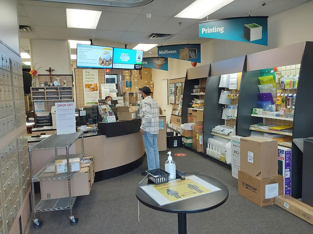 The UPS Store | 15910 Fraser Hwy #102, Surrey, BC V4N 0X9, Canada | Phone: (604) 594-2241