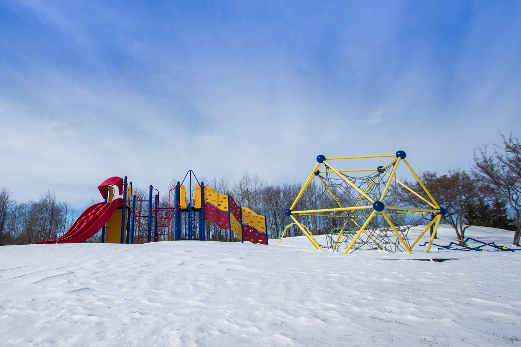 Town of Île-Perrot - Family Park | Coin rue Boischatel et rue Rébec, LÎle-Perrot, QC J7V 3G1, Canada | Phone: (514) 453-1751