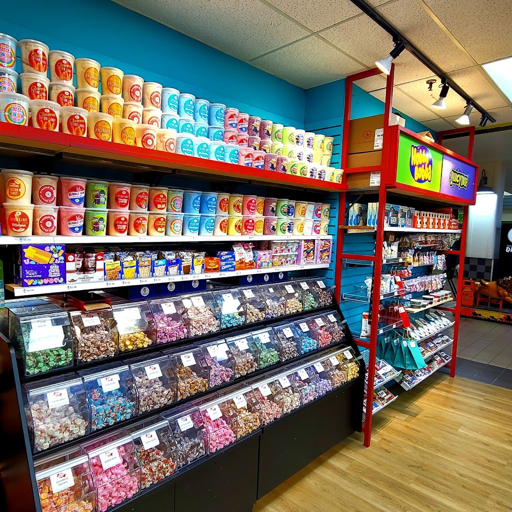 Mikkas Sweet Tooth | 421 Lahave St, Bridgewater, NS B4V 3A2, Canada | Phone: (902) 527-2255