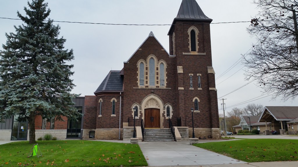 St. Marys Roman Catholic Church | 51 Venison St W, Tillsonburg, ON N4G 1V1, Canada | Phone: (519) 842-3224