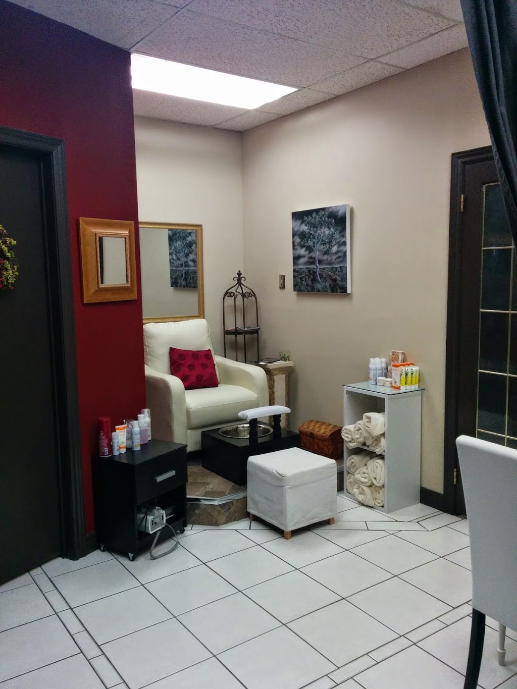 Valentino Salon Spa | 304 St Andrews St, Cambridge, ON N1S 1P3, Canada | Phone: (519) 621-9903