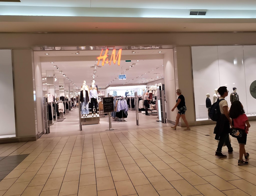 H&M | 900 Dufferin St, Toronto, ON M6H 4B1, Canada | Phone: (855) 272-7007