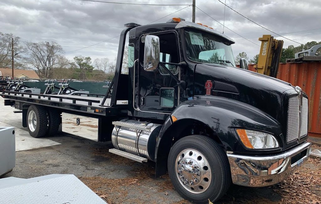 Tow Truck Brossard | CP 24541 ROME, Brossard, QC J4W 3K9, Canada | Phone: (450) 286-0785