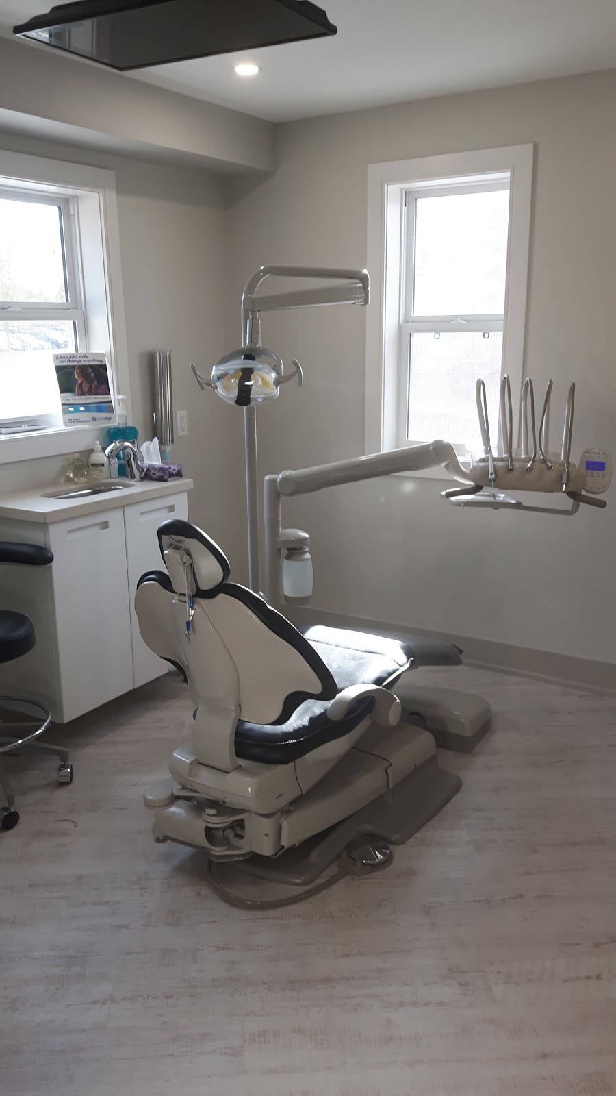 King Dental Centre | 193 Wellington St W, Alliston, ON L9R 1H6, Canada | Phone: (705) 434-2525