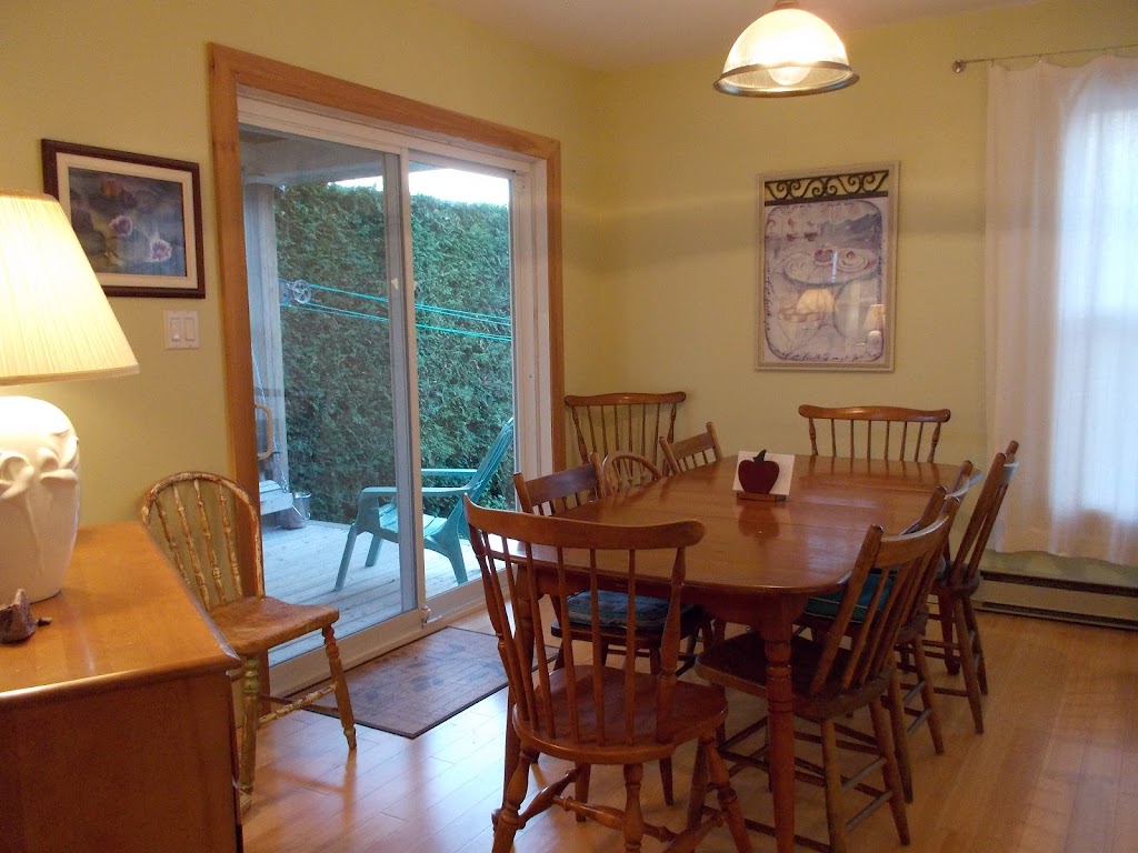 Driftwood Cottage | 121 Laird Ln, Southampton, ON N0H 2L0, Canada | Phone: (519) 375-6250