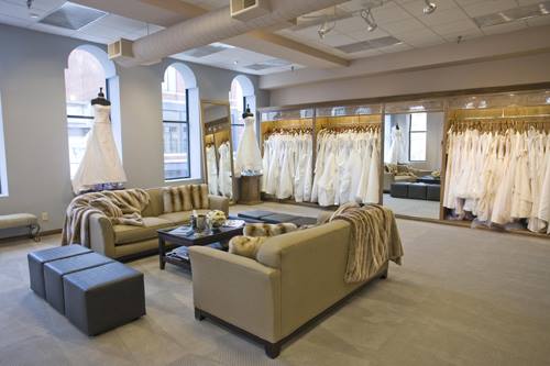 Toronto Classic Wedding Dresses Outlet | 2601 Matheson Blvd E #5, Mississauga, ON L4W 5A8, Canada | Phone: (905) 782-1954