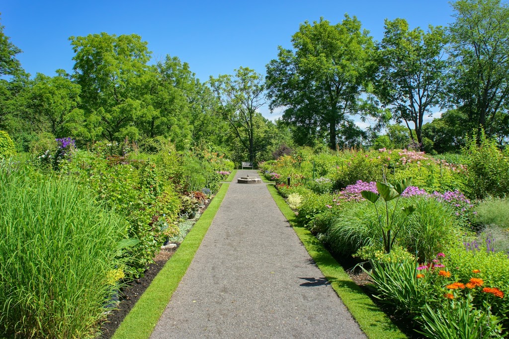 Domaine Joly-De Lotbinière | 7015 Route de Pointe Platon, Sainte-Croix, QC G0S 2H0, Canada | Phone: (418) 926-2462