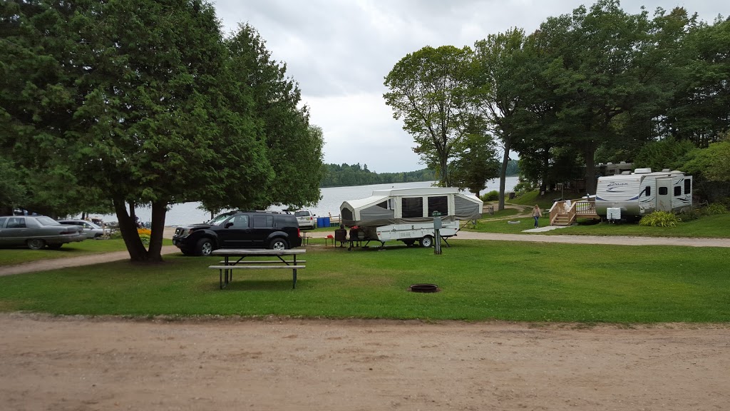 McGowan Lake Campground | 21321 Hwy 7, Maberly, ON K0H 2B0, Canada | Phone: (613) 268-2234