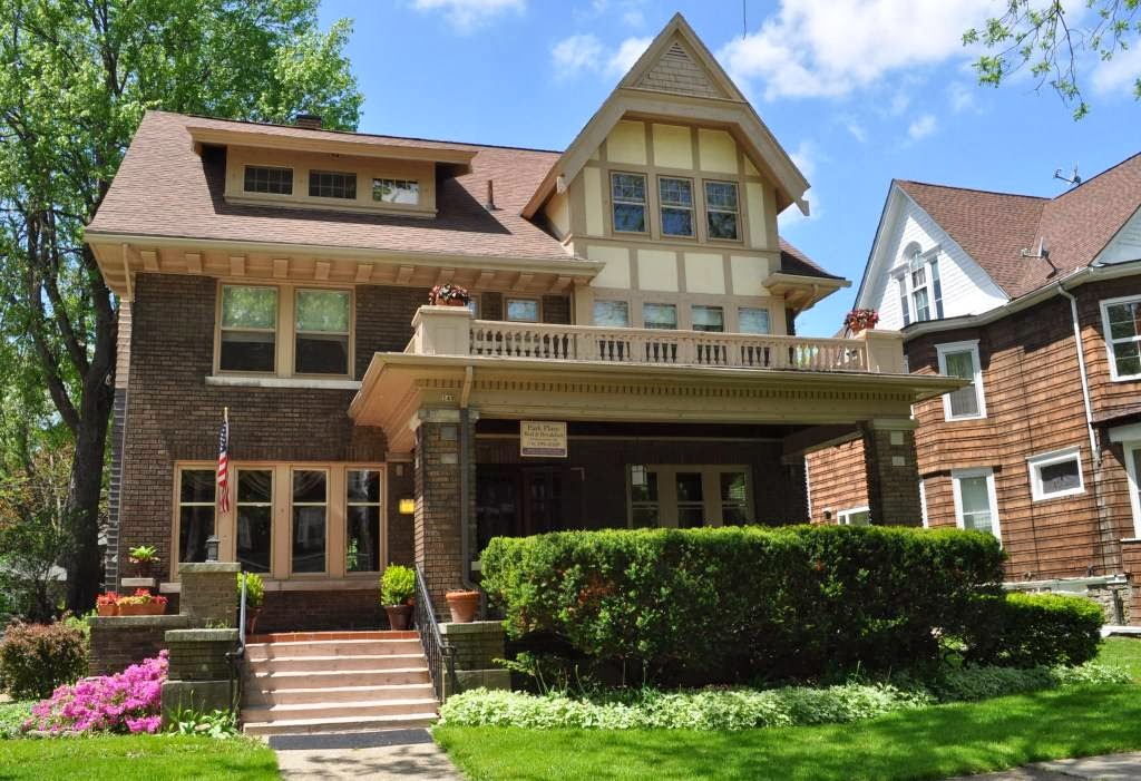 Park Place Bed & Breakfast | 740 Park Pl, Niagara Falls, NY 14301, USA | Phone: (716) 796-8782