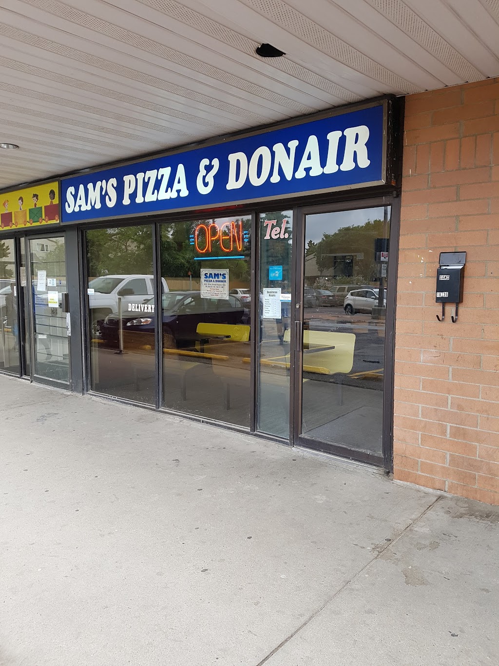 Sams Pizza & Donair | 18236 89 Ave NW, Edmonton, AB T5T 2K6, Canada | Phone: (780) 757-1199