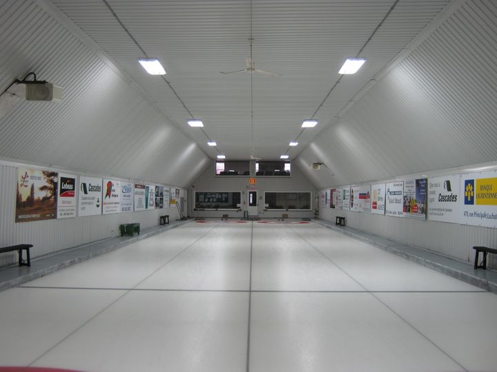 Club Curling Lachute | 60 Rue Harriet, Lachute, QC J8H 2G7, Canada | Phone: (450) 562-5811