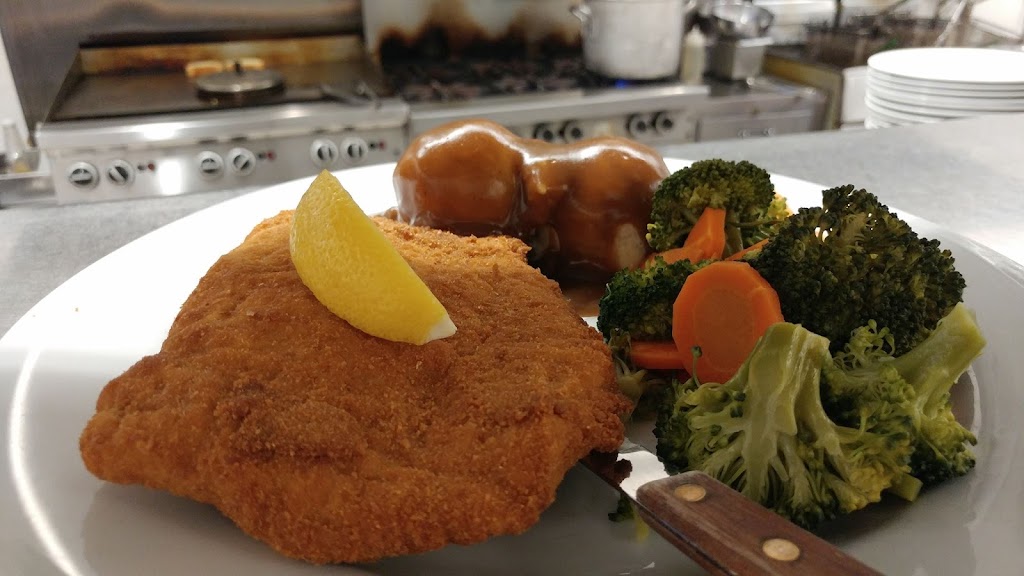 Granary Schnitzel House Restaurant | 57 Bonnechere St W, Eganville, ON K0J 1T0, Canada | Phone: (613) 628-2723