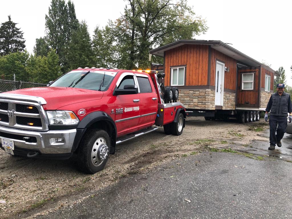 Canadian Towing | Tow Truck | Towing Services | 1609 Dublin St, New Westminster, BC V3M 2Z7, Canada | Phone: (604) 365-4611