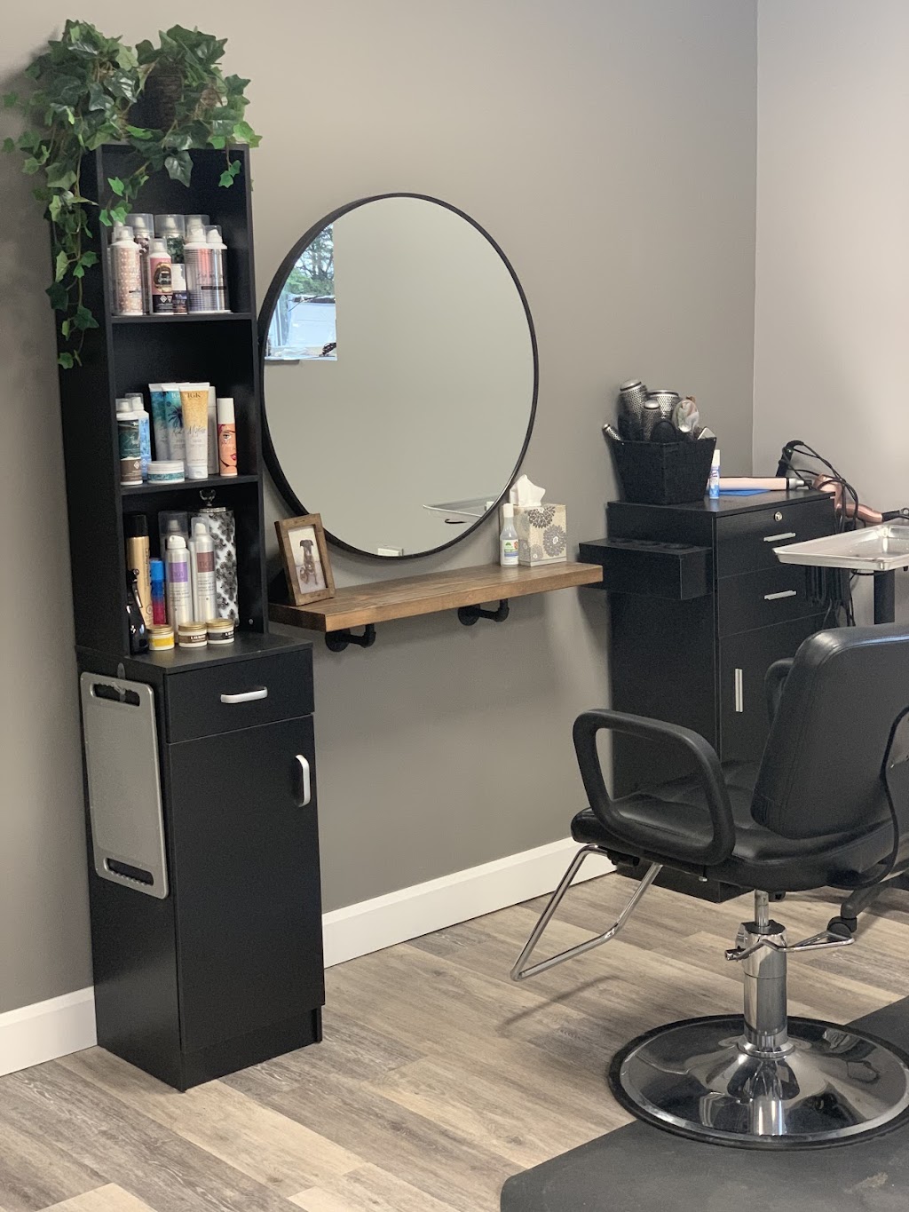 Beauty Unleashed Hair Salon | 24017, Township Rd 505, AB T4X 0S3, Canada | Phone: (780) 938-8984