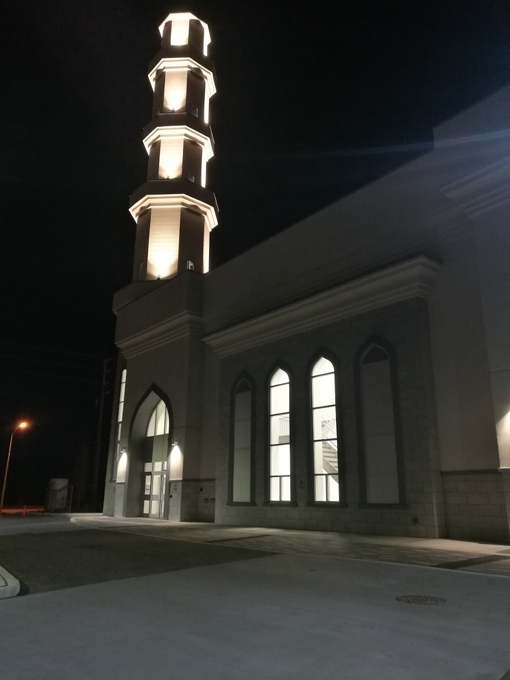 Masjid Mubarak | 10545 Hurontario St, Brampton, ON L6Z 2V9, Canada