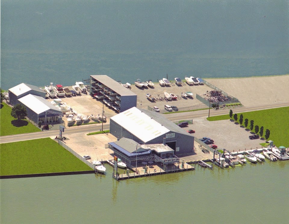 Lands End Marina | 32895 S River Rd, Harrison Charter Township, MI 48045, USA | Phone: (586) 465-5558