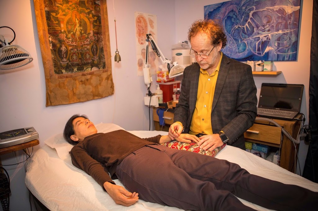 Acupuncture Alternative & Asian Medicine | 9327 173 St NW, Edmonton, AB T5T 3C4, Canada | Phone: (780) 633-7321