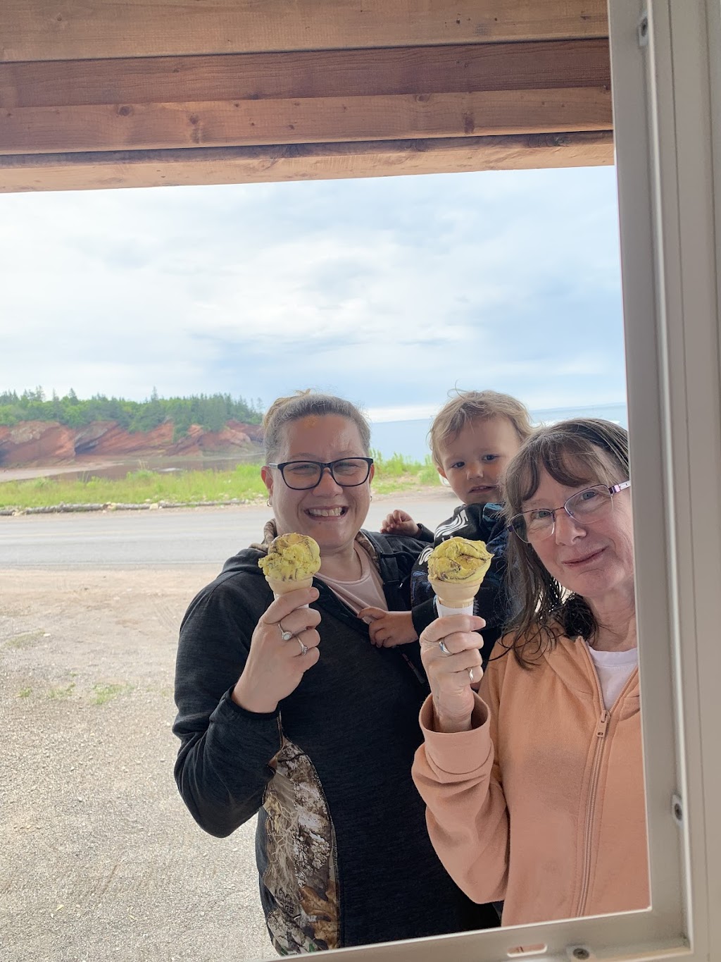 Whales Tail Ice Cream shop | 26 Allan Rd, Orange Hill, NB E5R 1J3, Canada | Phone: (519) 312-6577