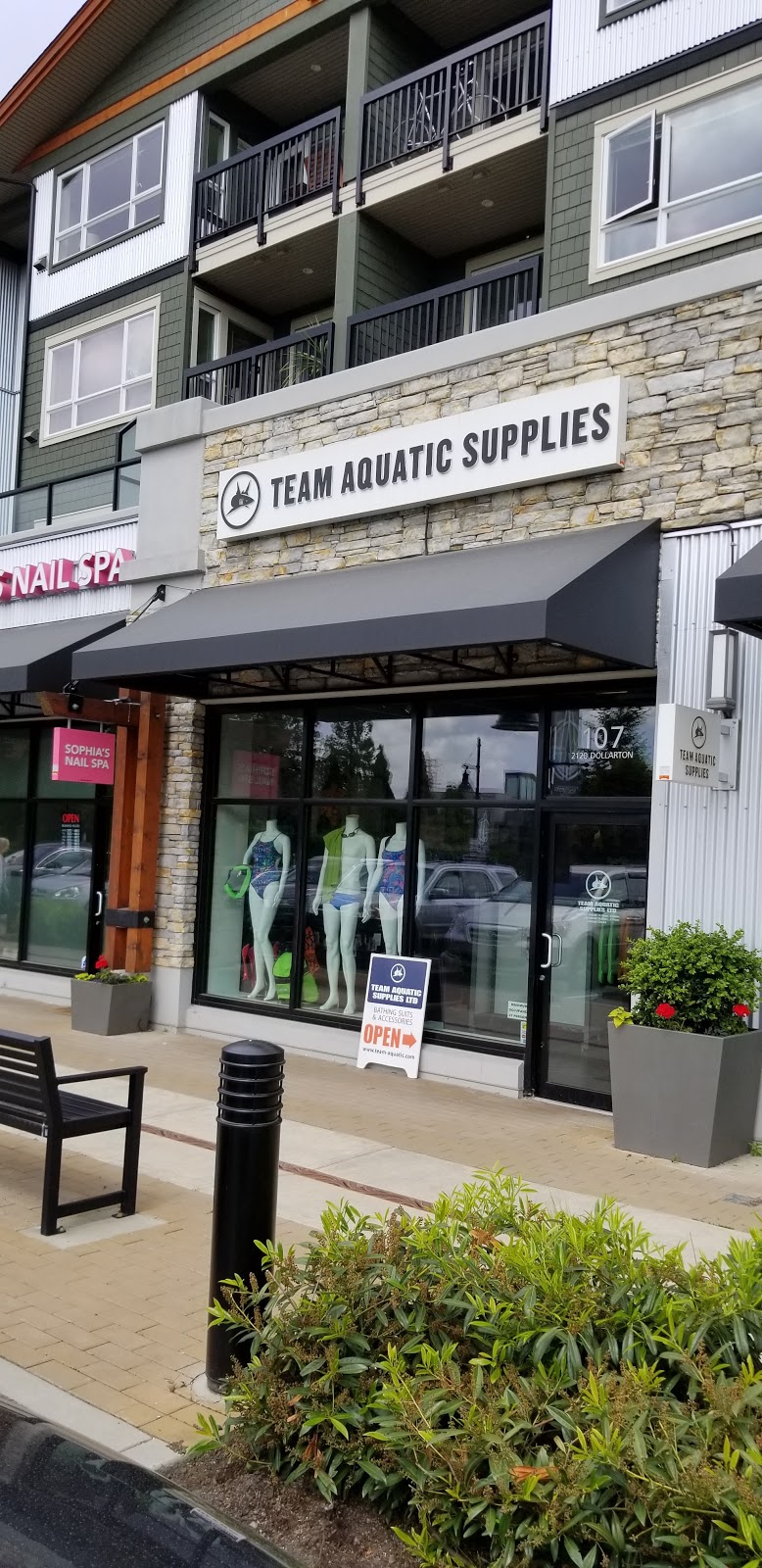 Head Office - Team Aquatic Supplies | 2411 Dollarton Hwy, North Vancouver, BC V7H 0A3, Canada | Phone: (604) 980-2805