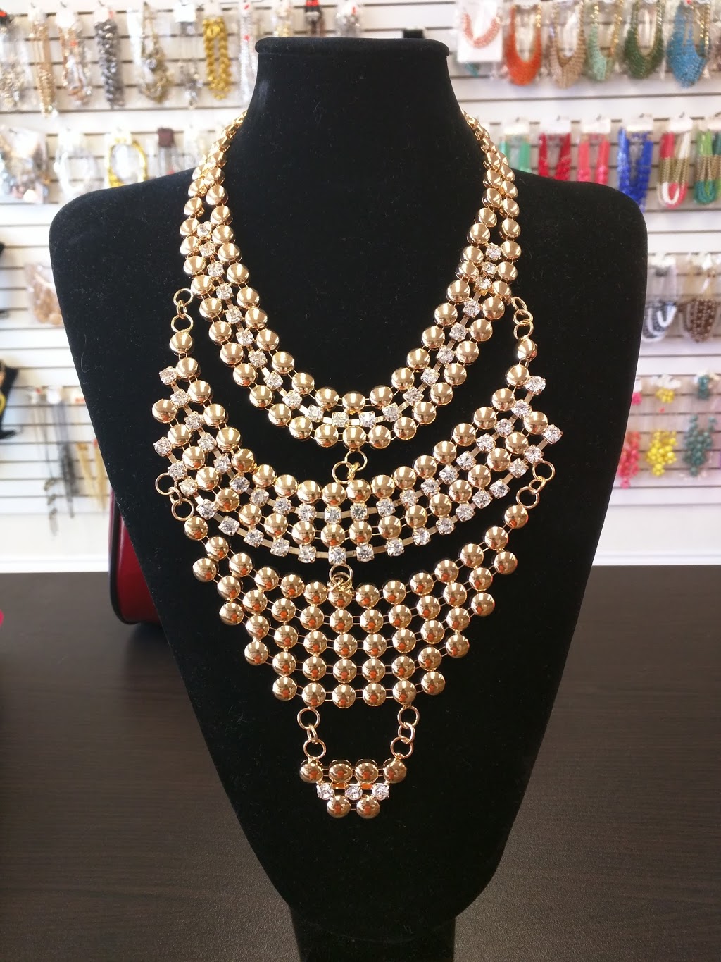 Shaher Fashion | 679 Markham Rd, Scarborough, ON M1H 2A5, Canada | Phone: (647) 808-1137