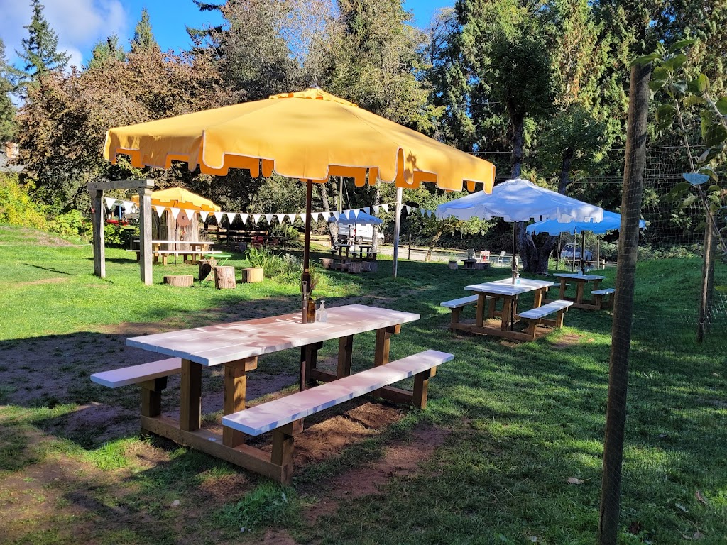 Sunday Cider | 1632 Sunshine Coast Hwy, Gibsons, BC V0N 1V2, Canada | Phone: (604) 840-2385