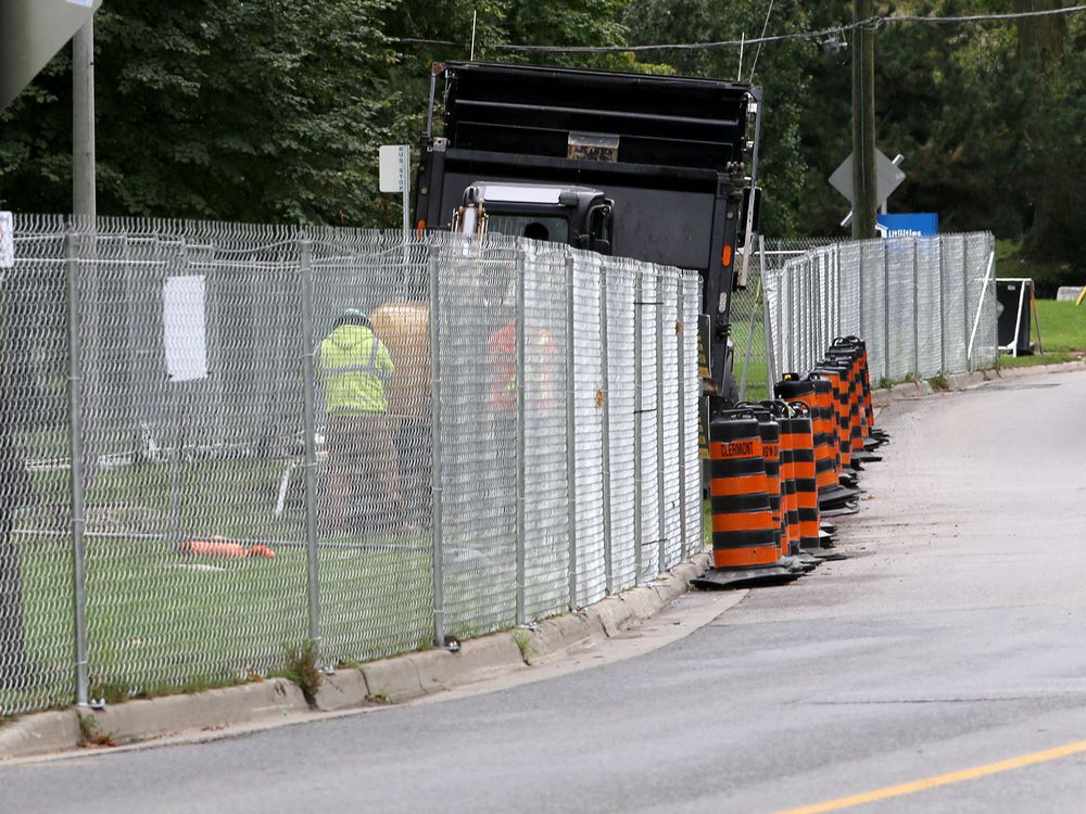 Link Line Fence Ltd | 5258 Colebrook Rd, Harrowsmith, ON K0H 1V0, Canada | Phone: (613) 548-1016