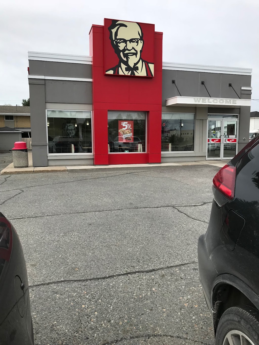 KFC | 85 Front St, Sturgeon Falls, ON P2B 2H3, Canada | Phone: (705) 753-0611