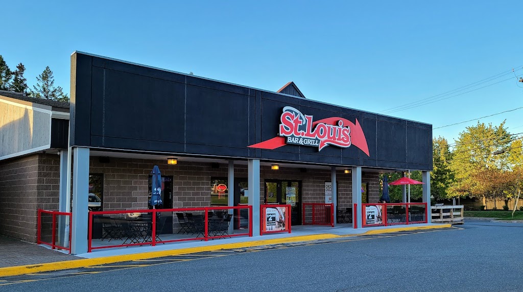 St. Louis Bar & Grill | 175 Hampton Rd, Quispamsis, NB E2E 4Y7, Canada | Phone: (506) 848-2978