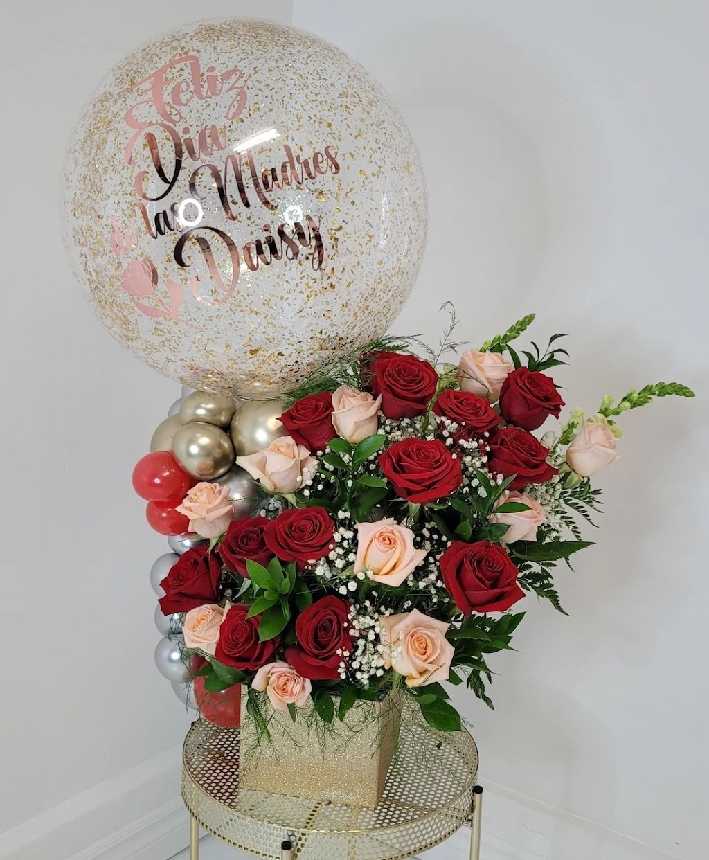 Royals Bouquets | 373 Rue de Saint-Gabriel, Mascouche, QC J7L 0E1, Canada | Phone: (514) 710-1385