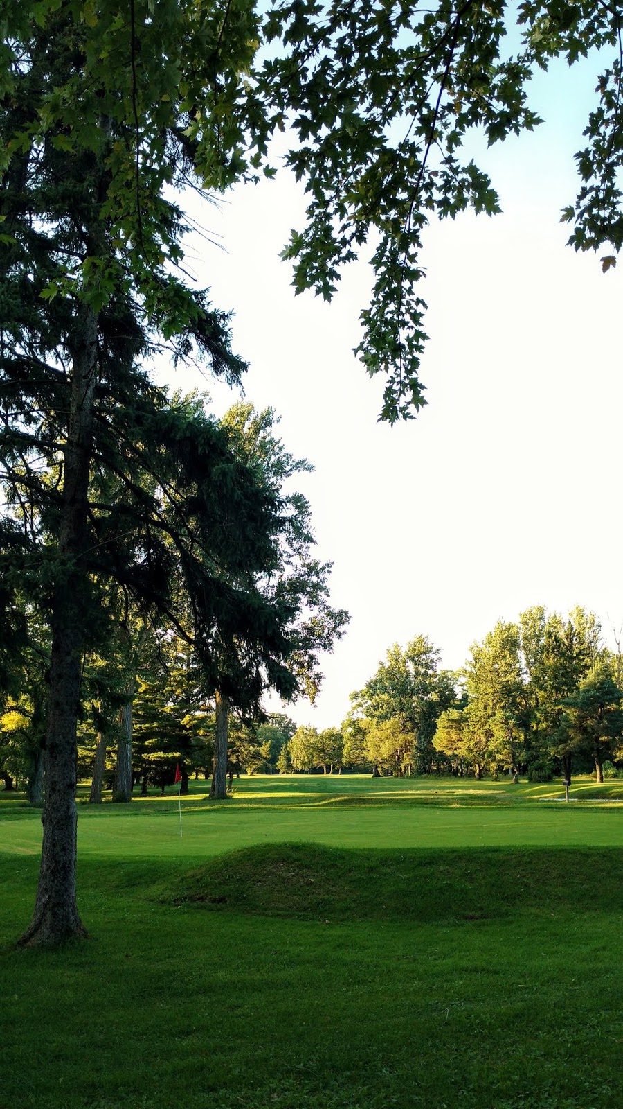 Turkey Point Golf Course | 76 Old Hill Rd, Vittoria, ON N0E 1W0, Canada | Phone: (519) 426-6683