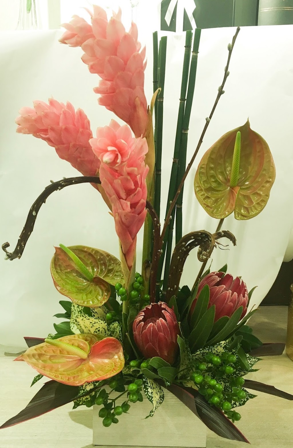 Bonavista Flowers | 107-755 Lake Bonavista Dr SE, Calgary, AB T2J 0N3, Canada | Phone: (403) 271-2666