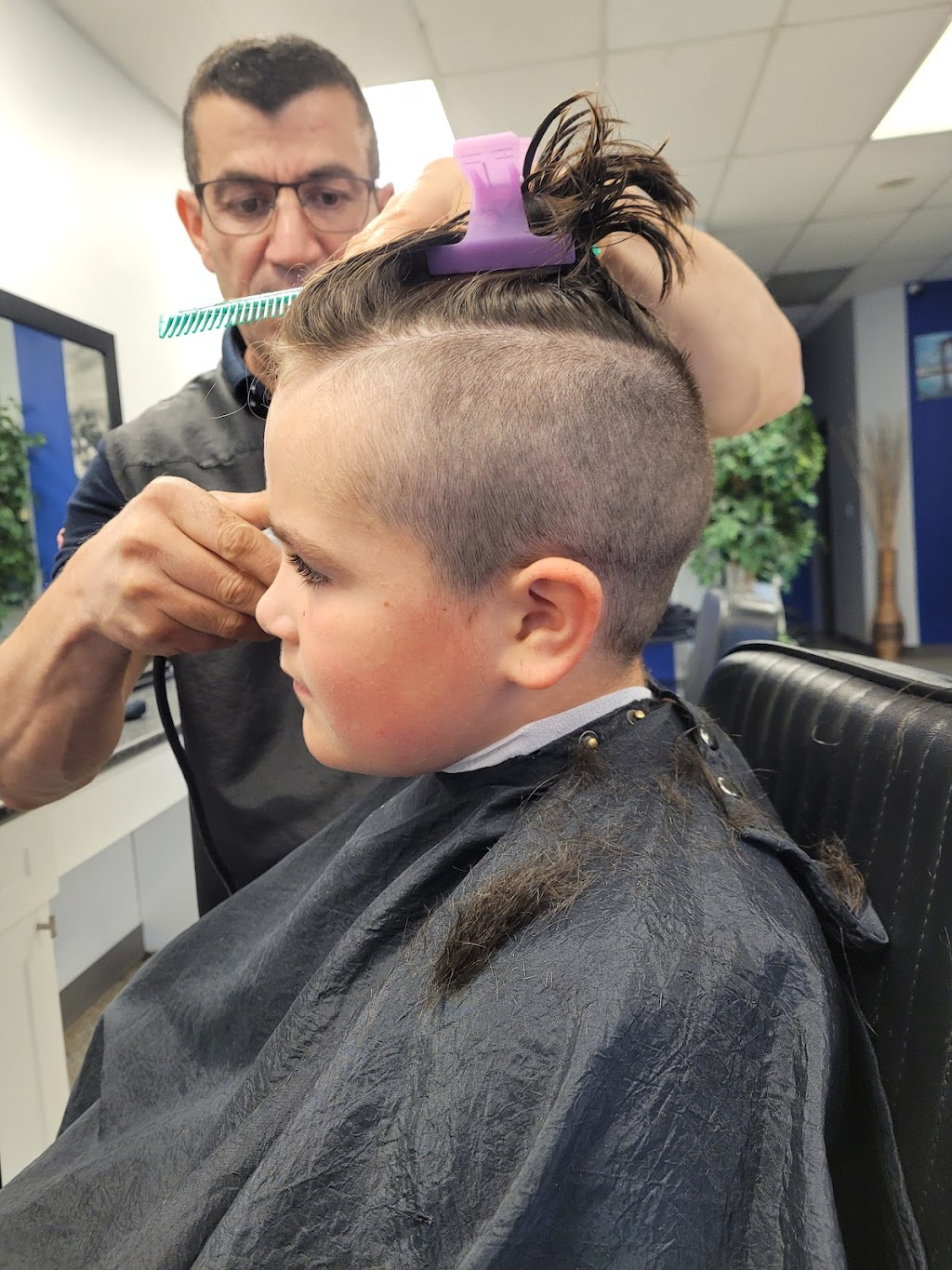 Edmonton BarberShop & Co. | 50 St NW #12721A, Edmonton, AB T5A 4L8, Canada | Phone: (780) 475-0625