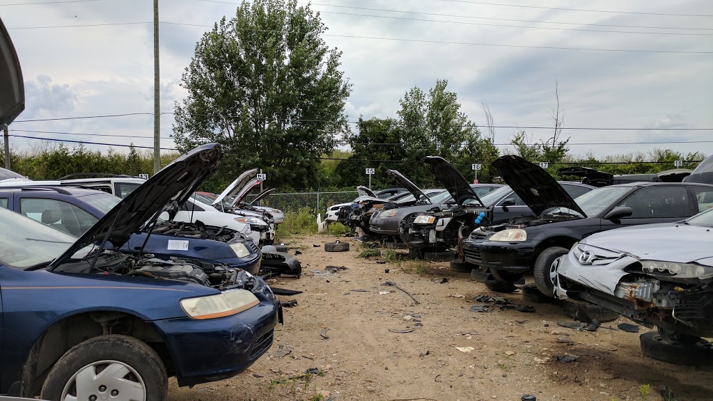Standard Auto Wreckers | 5402 Old Richmond Rd, Nepean, ON K2R 1G7, Canada | Phone: (613) 591-5600
