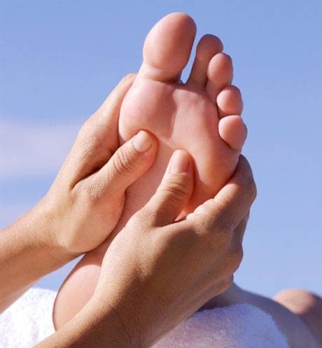 Soins des pieds / Foot Care: Maritsa M. Babin, Podologue | 12774 Boul Gouin O #106, Pierrefonds, QC H8Z 1W5, Canada | Phone: (514) 676-1192