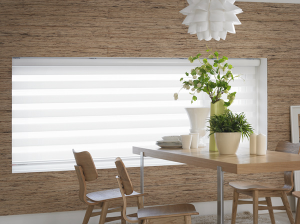 Simpleline Blinds / Stores SimpleLigne | 17 Av. Lakebreeze, Pointe-Claire, QC H9S 5H8, Canada | Phone: (514) 623-8131