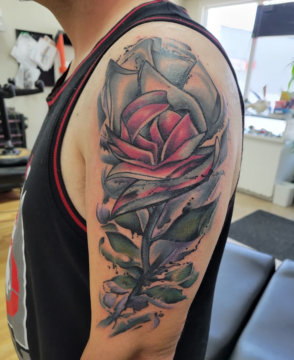 Rose City Tattoo Collective | 47 E Main St #101, Welland, ON L3B 3W4, Canada | Phone: (905) 714-7673