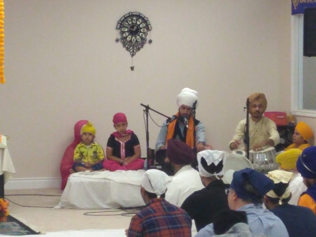 Kingston Sikh Cultural Association Gurudwara | 50 Hickson Ave, Kingston, ON K7K 2N6, Canada | Phone: (647) 571-8013