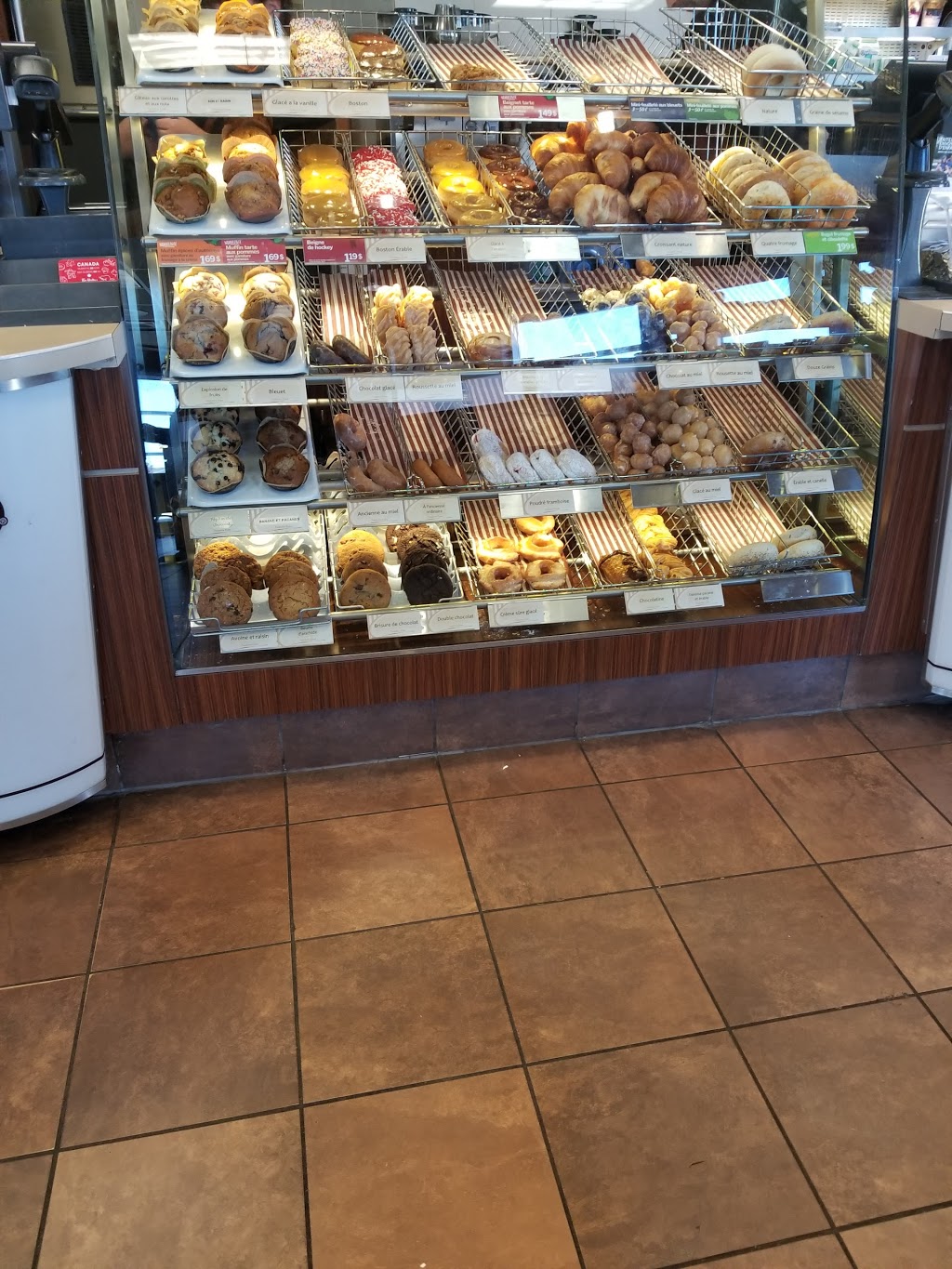 Tim Hortons | 2293 Avenue Chauveau, Québec, QC G2N 1G4, Canada | Phone: (418) 847-8586