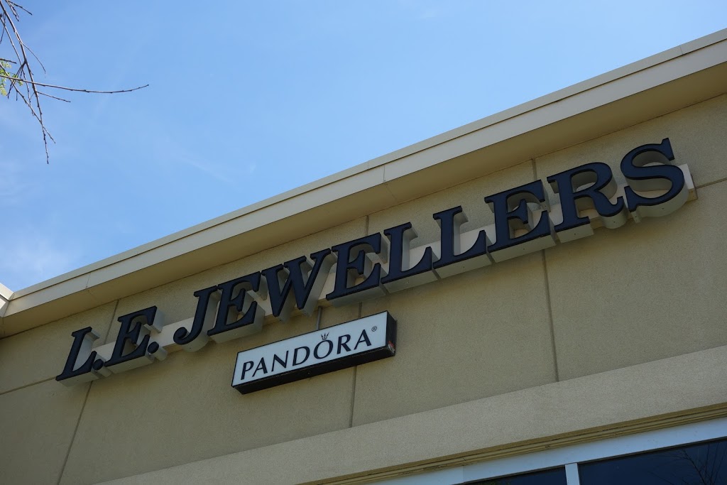 Swarovski Toronto at L.E.Jewellers | 1015 Lake Shore Blvd E, Toronto, ON M4M 1B3, Canada | Phone: (416) 461-4494