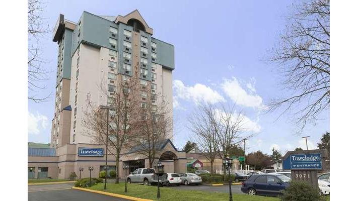 Travelodge Hotel by Wyndham Vancouver Airport | 3071 St Edwards Dr, Richmond, BC V6X 3K4, Canada | Phone: (604) 332-8945