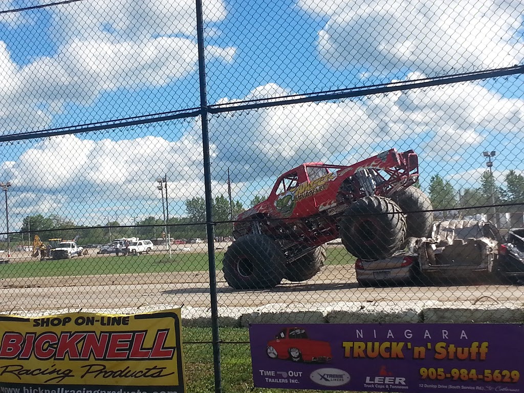 Merrittville Speedway | 2371 Merrittville Hwy, Thorold, ON L2V 3Y9, Canada | Phone: (905) 892-8266