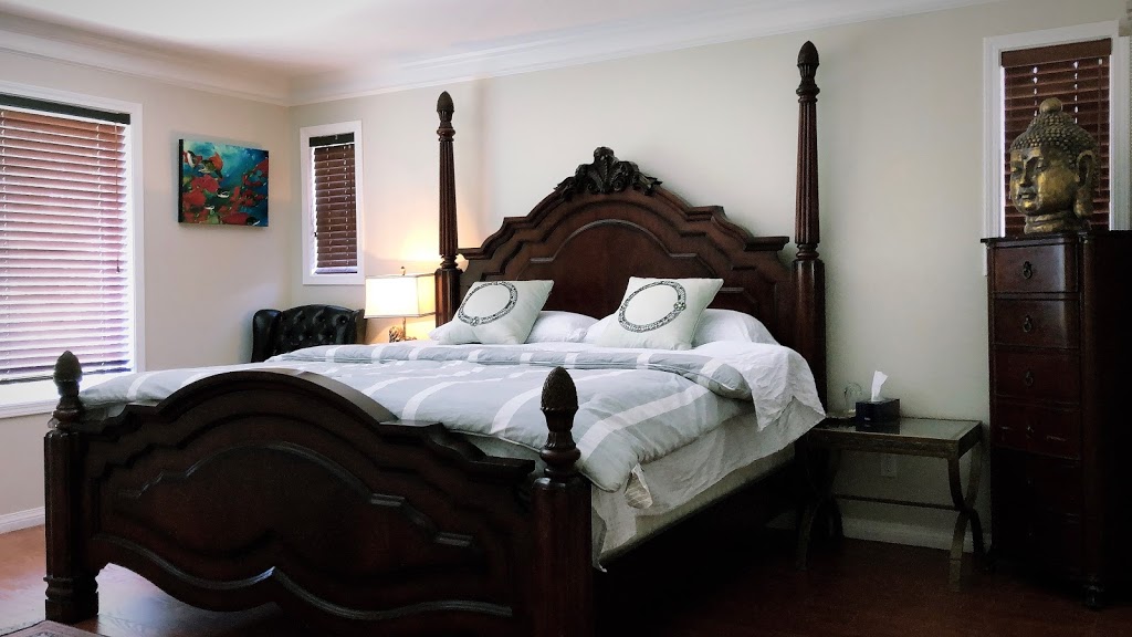 Royalty B&B | 5777 Mccallan Rd, Richmond, BC V7C 2H3, Canada | Phone: (604) 363-4797