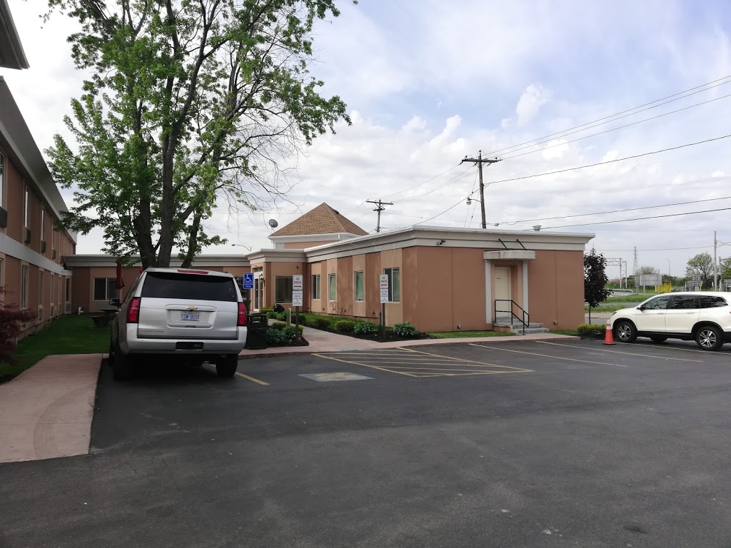 Aashram Motel by Niagara River | 6508 Buffalo Ave, Niagara Falls, NY 14304, USA | Phone: (716) 371-2100